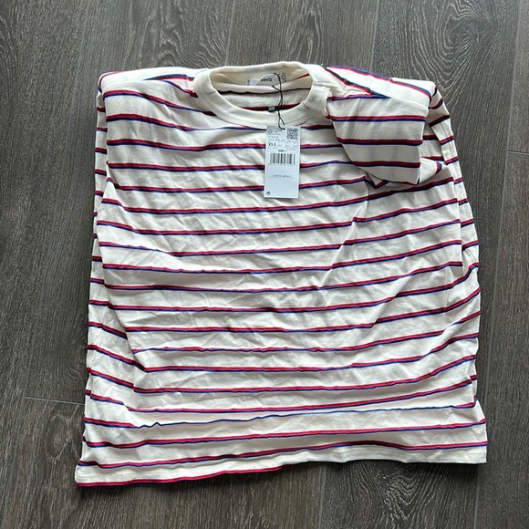 BRAND NEW MANGO Shoulder pad stripped t-shirt - Picture 2 of 3